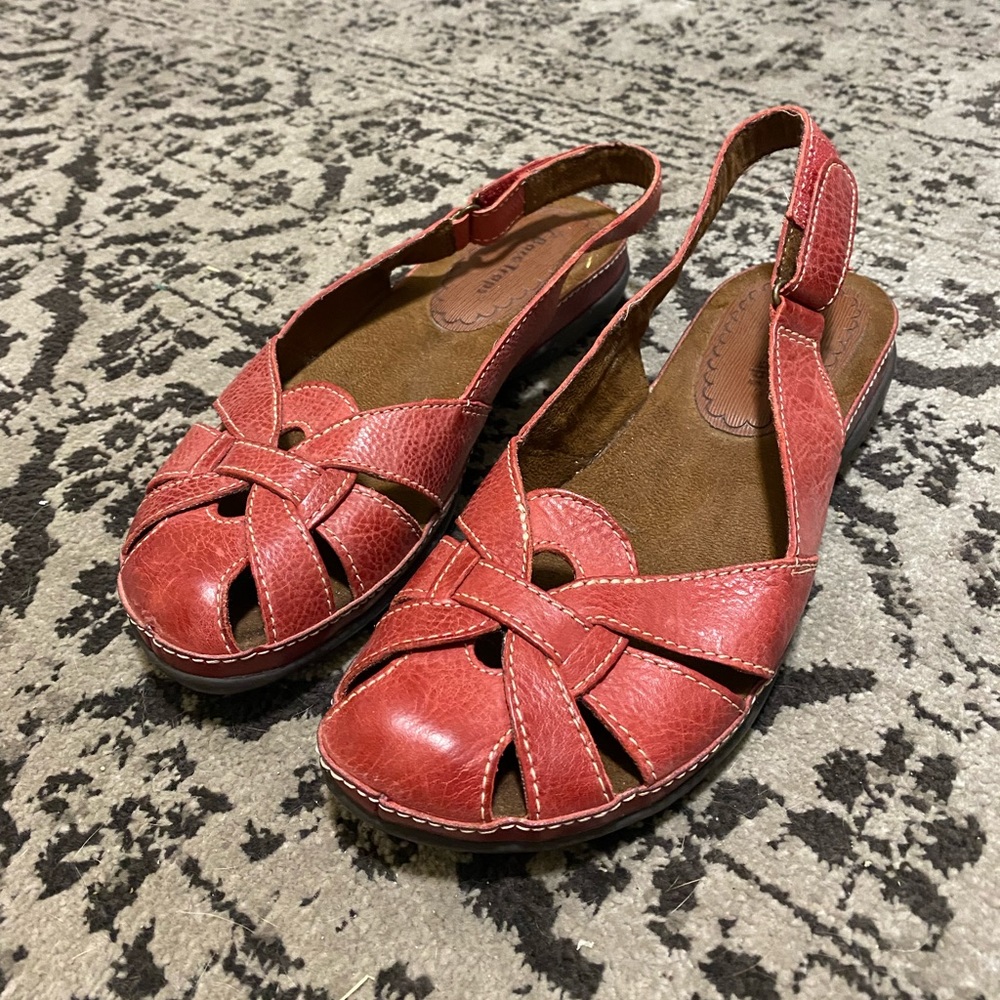 BareTraps Red Dayla Shoes